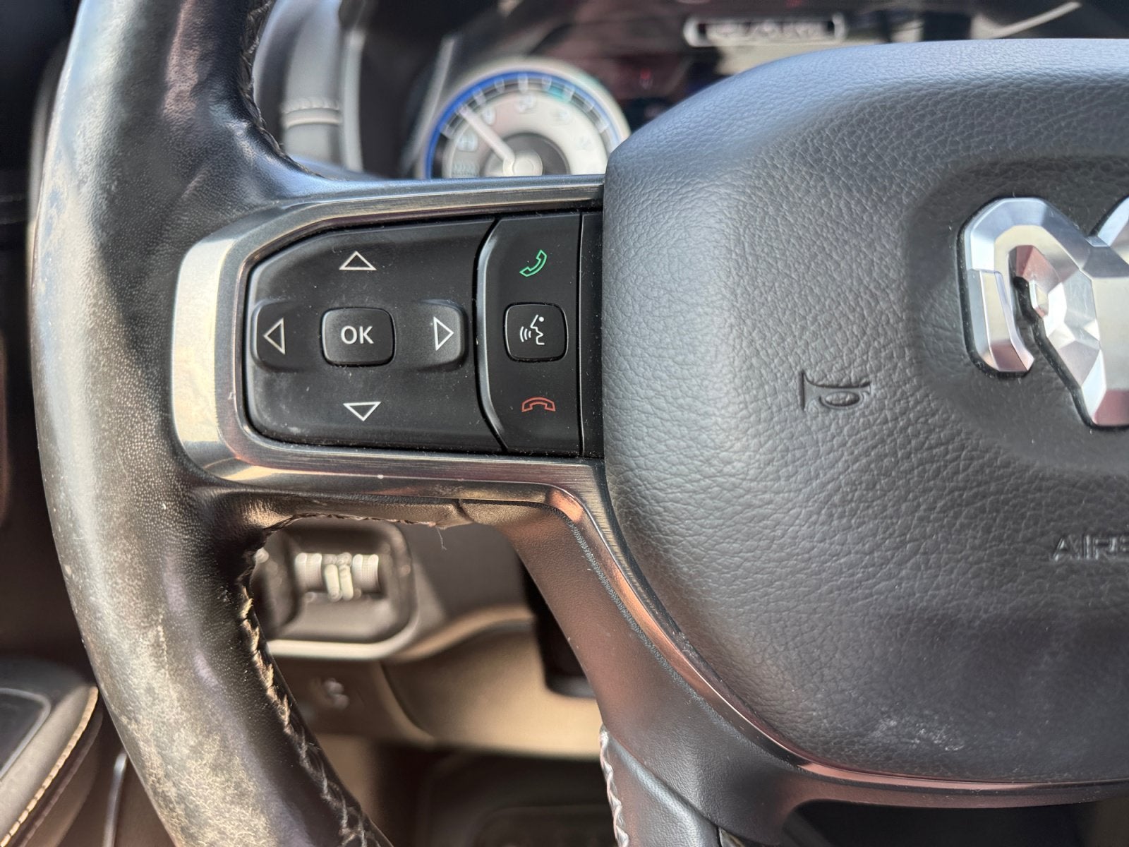 2019 RAM 1500 Limited Crew Cab 4x4 5'7" Box