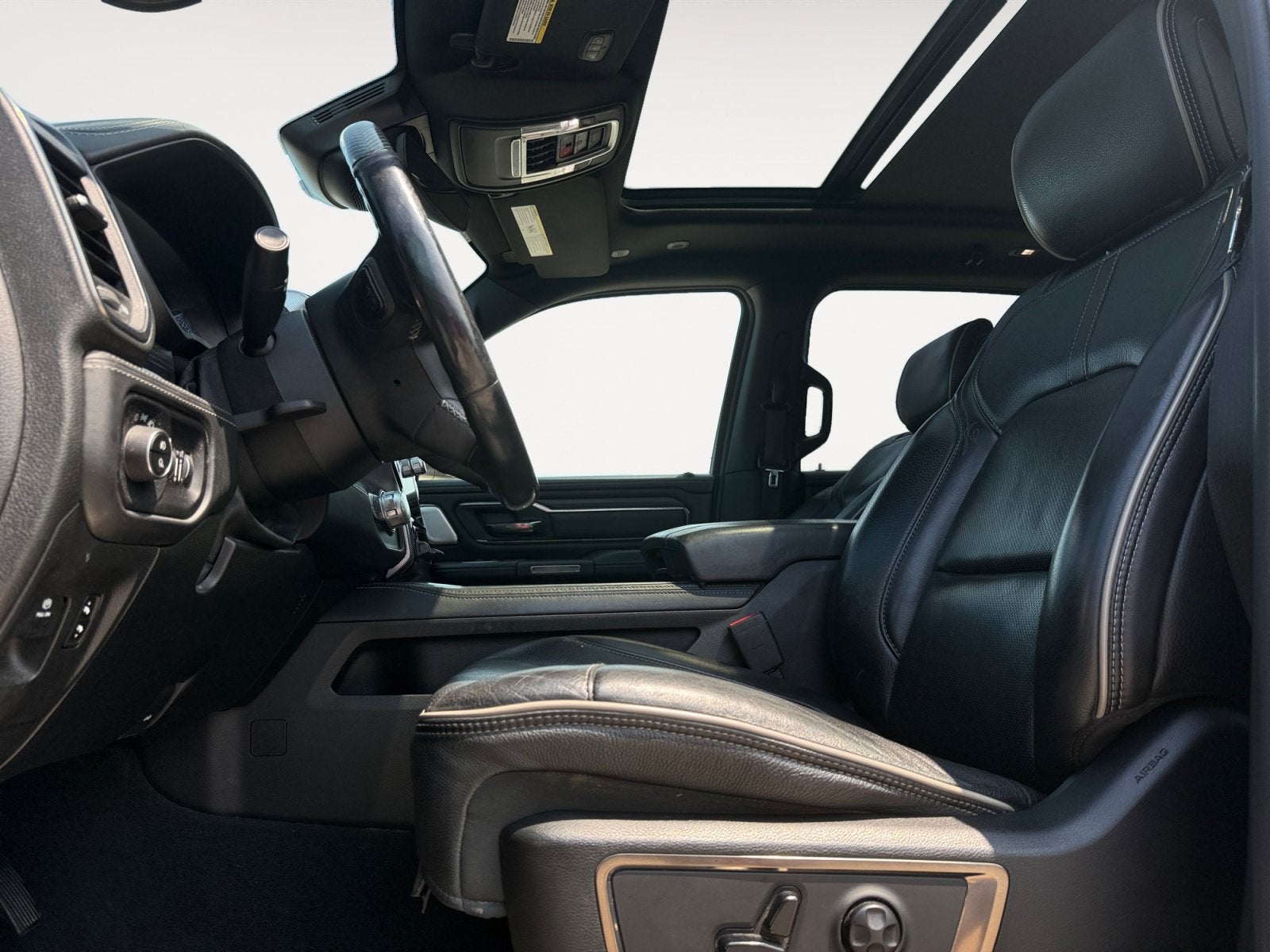 2019 RAM 1500 Limited Crew Cab 4x4 5'7" Box