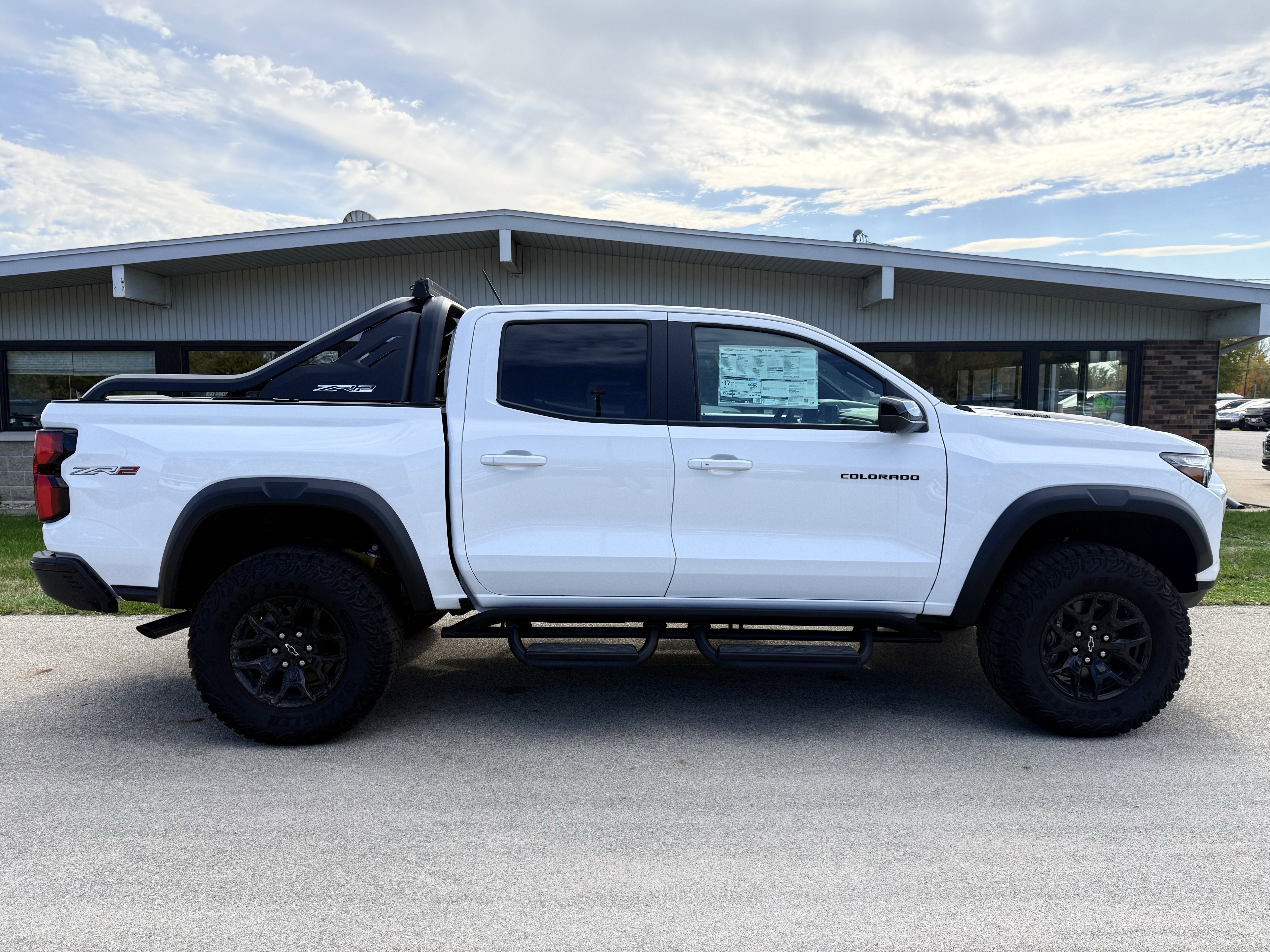 2025 Chevrolet Colorado ZR2