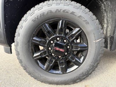 2025 GMC Sierra 2500 HD AT4