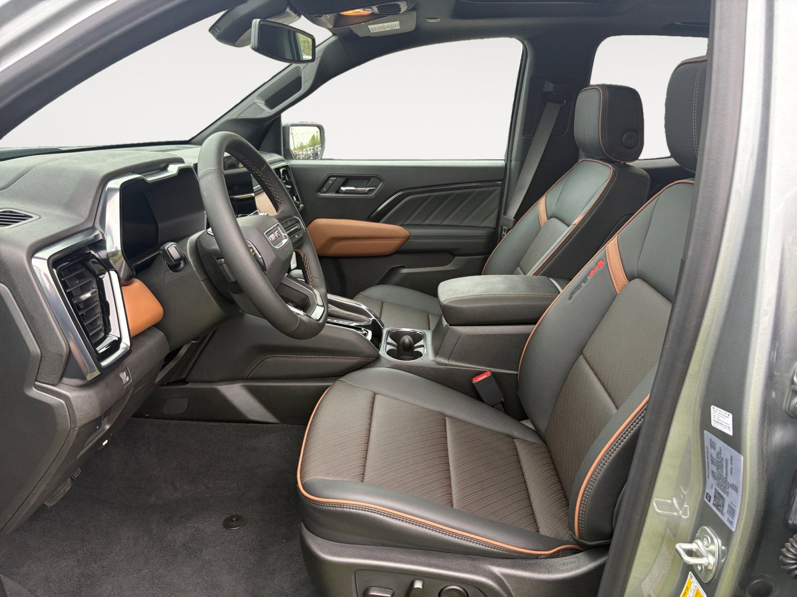 2025 GMC Canyon AT4