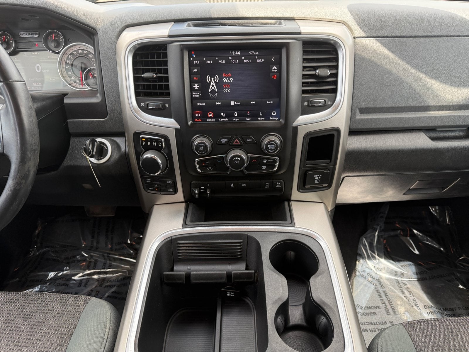 2018 RAM 1500 Big Horn Crew Cab 4x4 5'7" Box