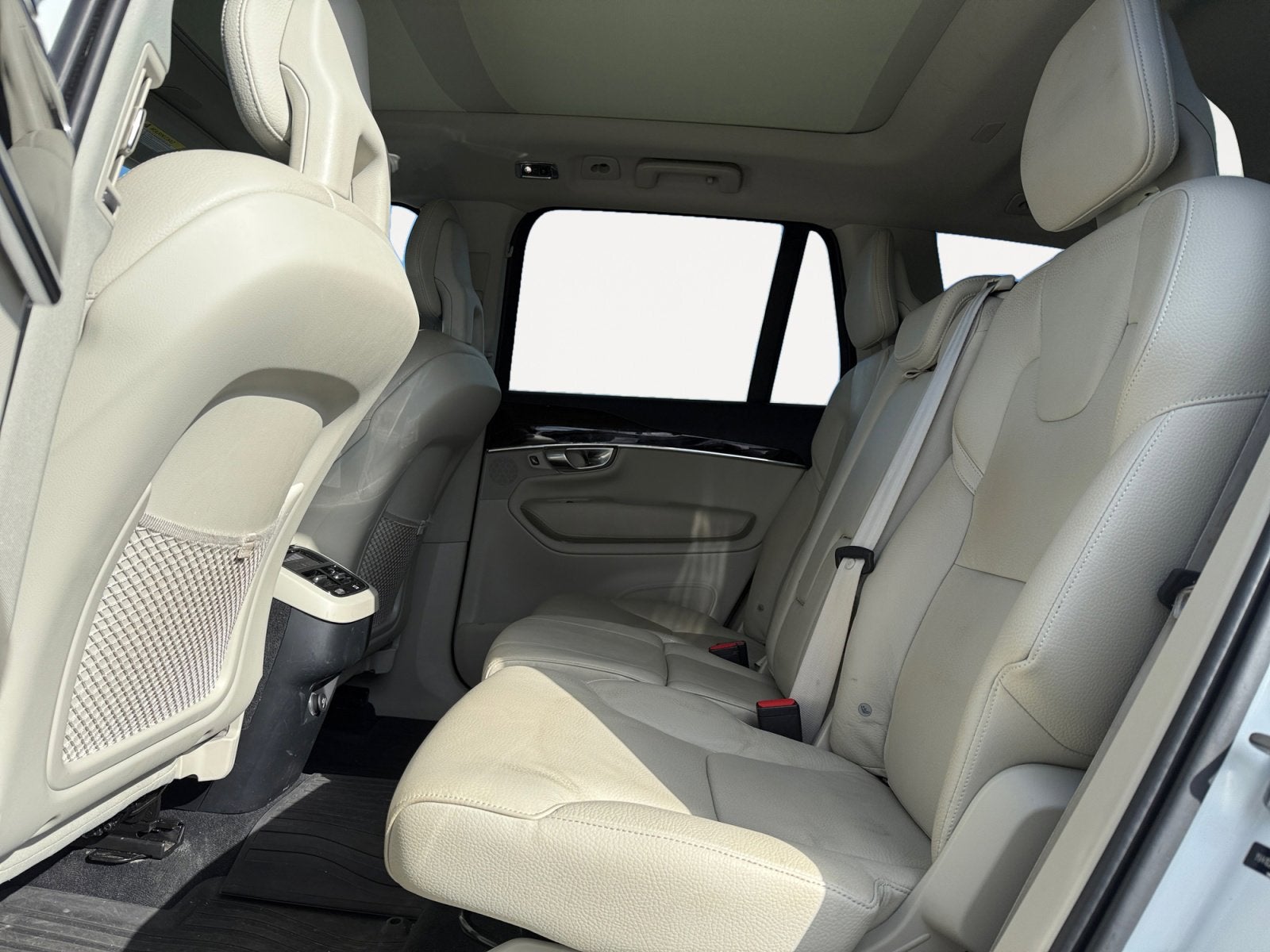 2018 Volvo XC90 T5 Momentum