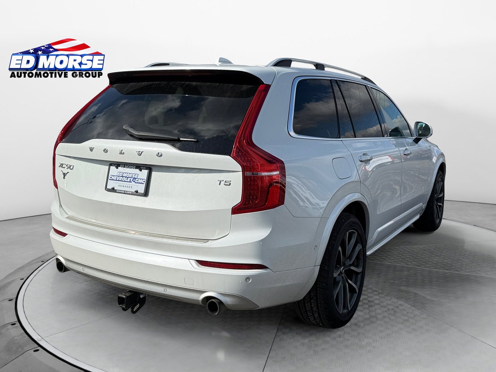 2018 Volvo XC90 T5 Momentum