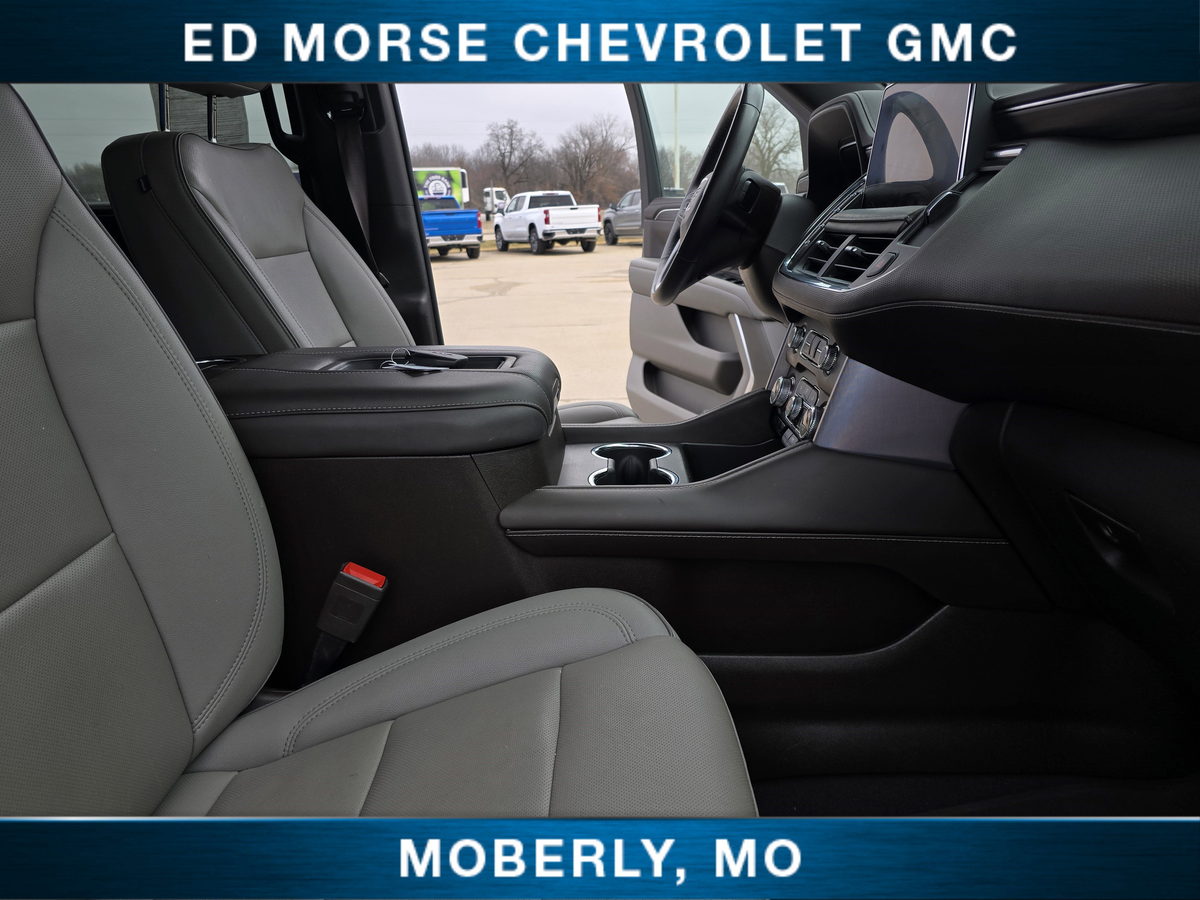 2022 GMC Yukon SLT