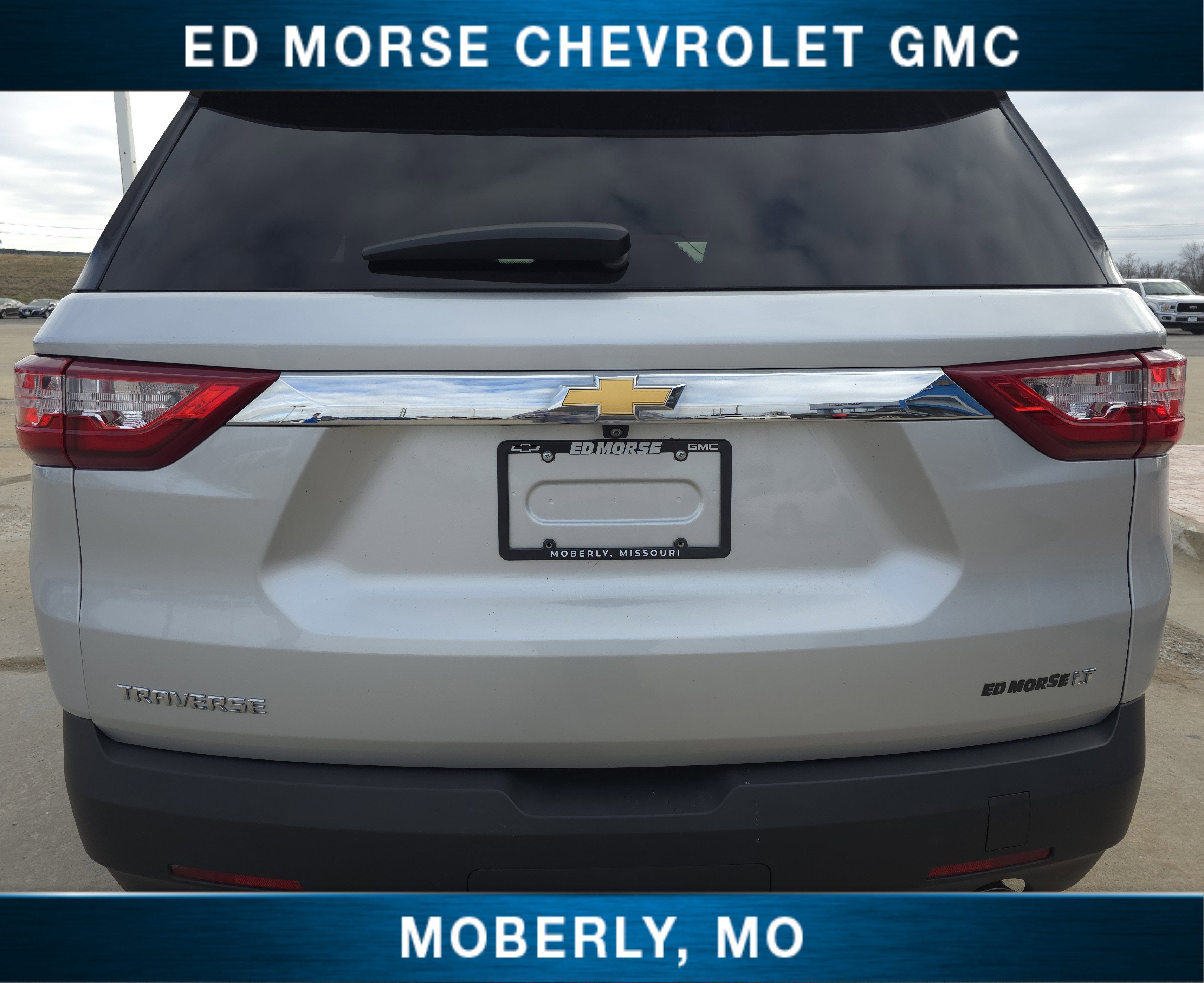 2021 Chevrolet Traverse LT Cloth