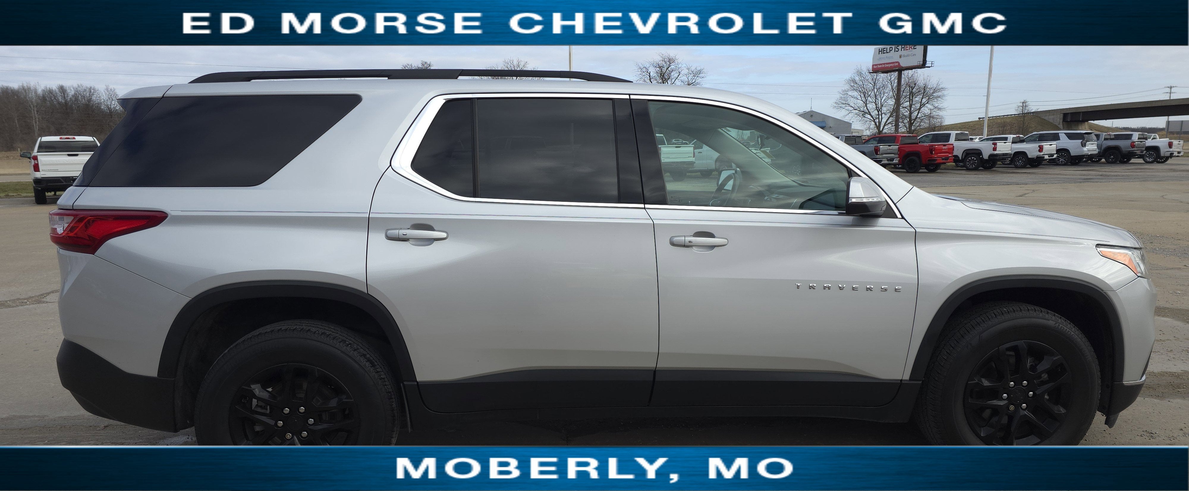 2021 Chevrolet Traverse LT Cloth