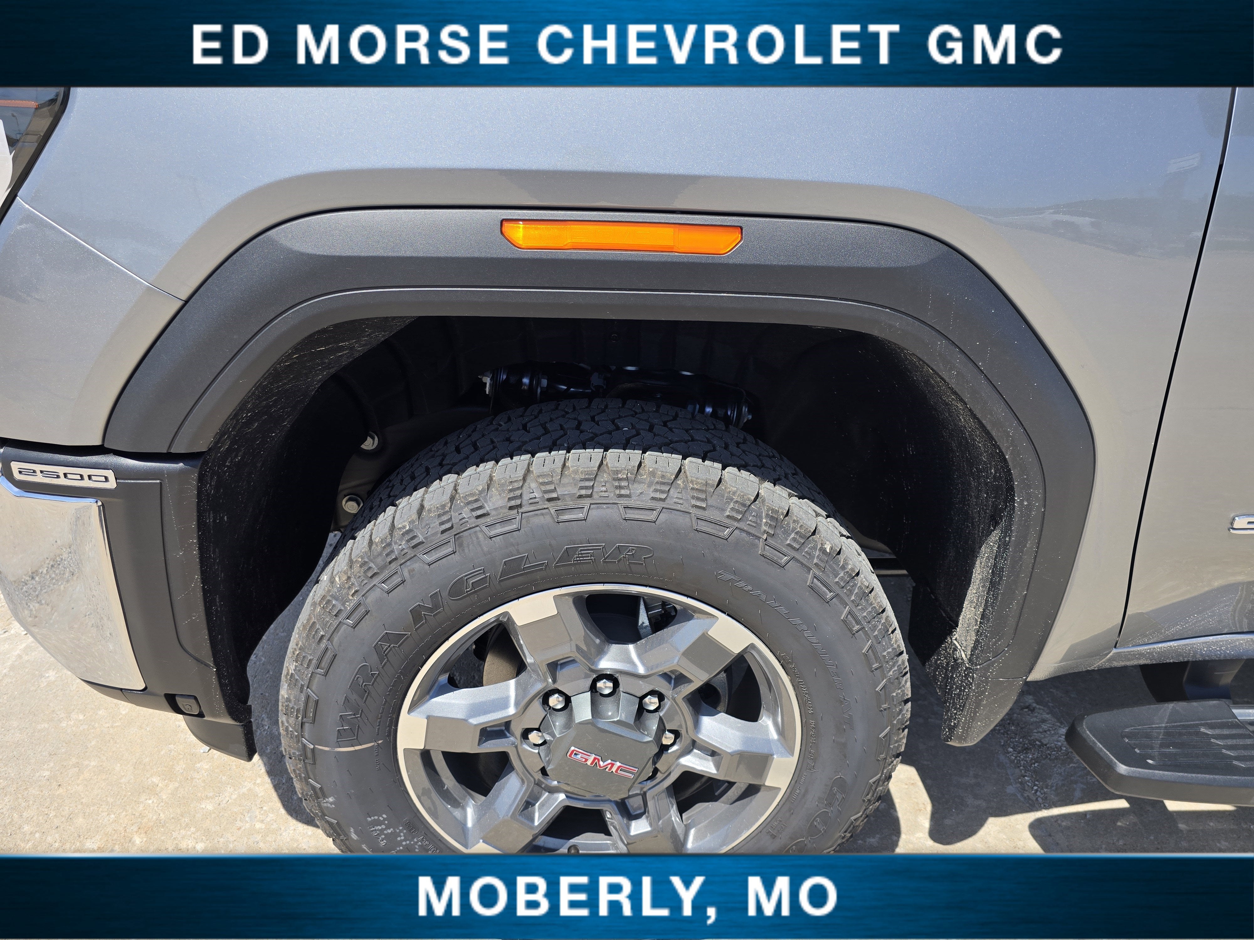 2026 GMC Sierra 2500 HD SLE