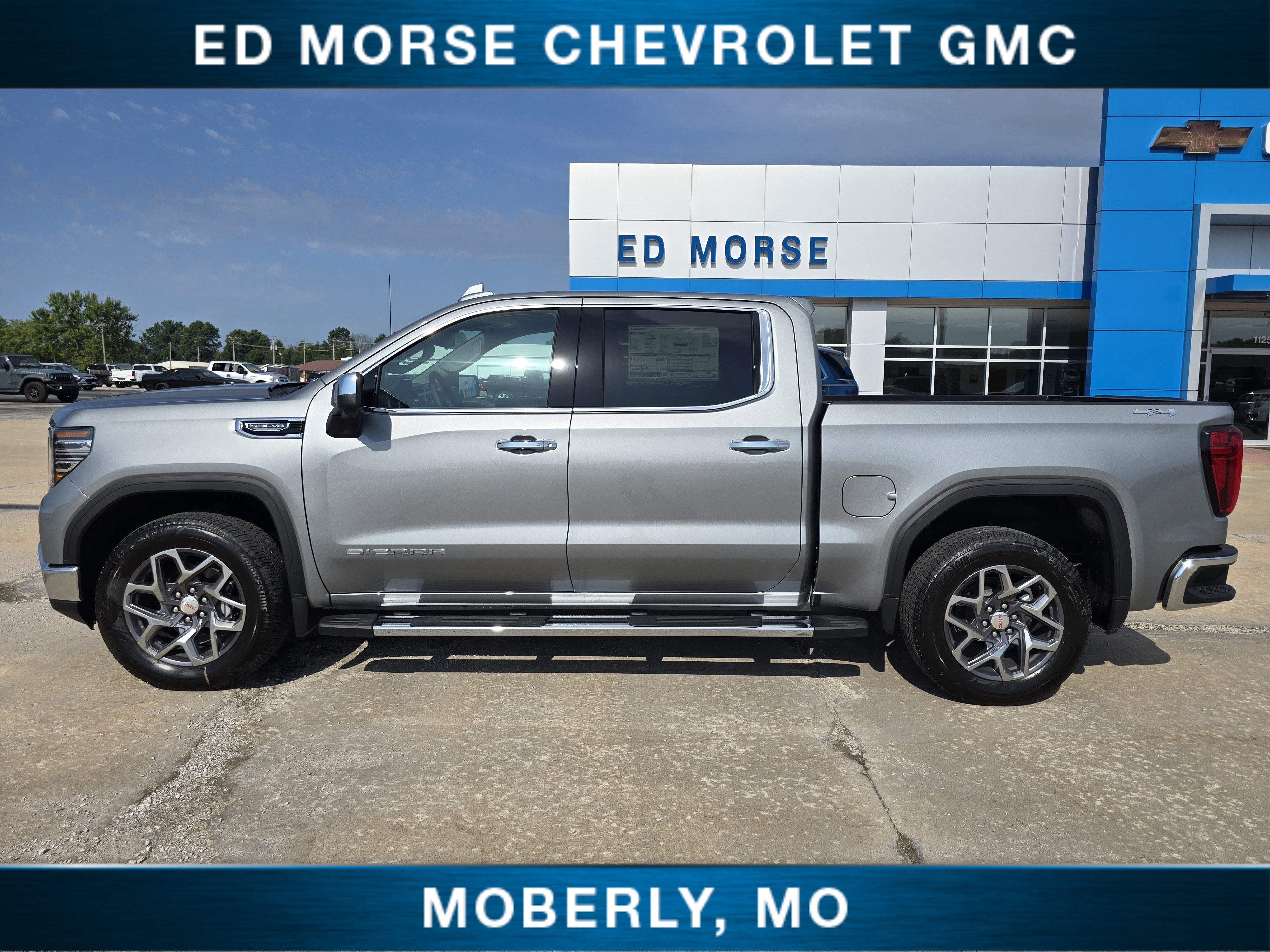 2026 GMC Sierra 1500 SLT
