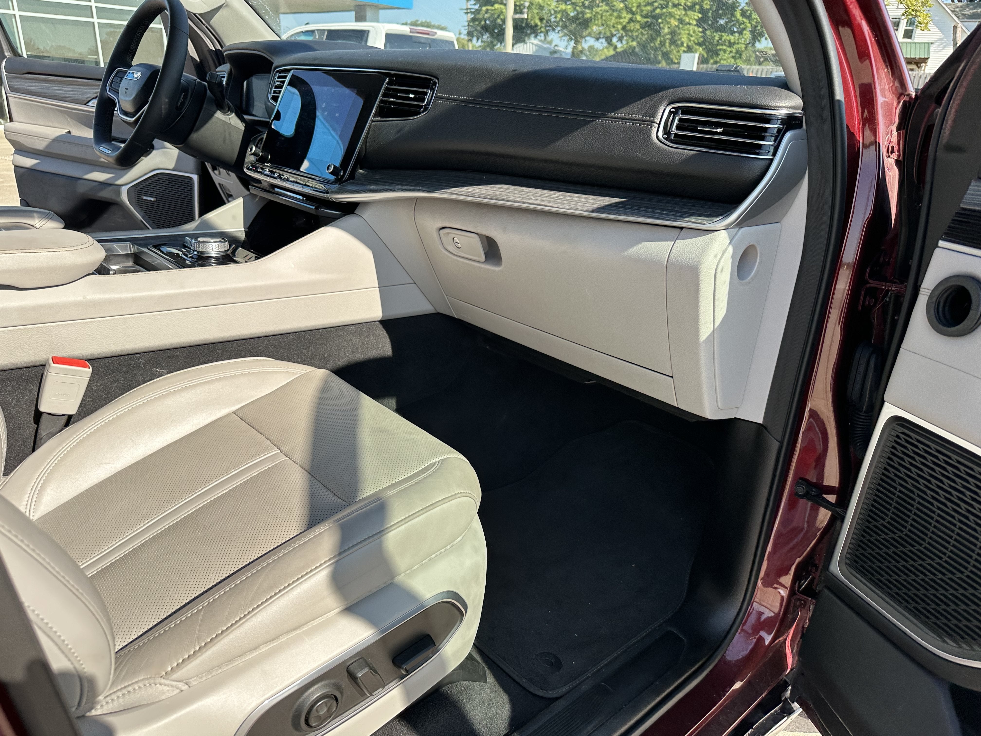 2024 Jeep Wagoneer L Series II