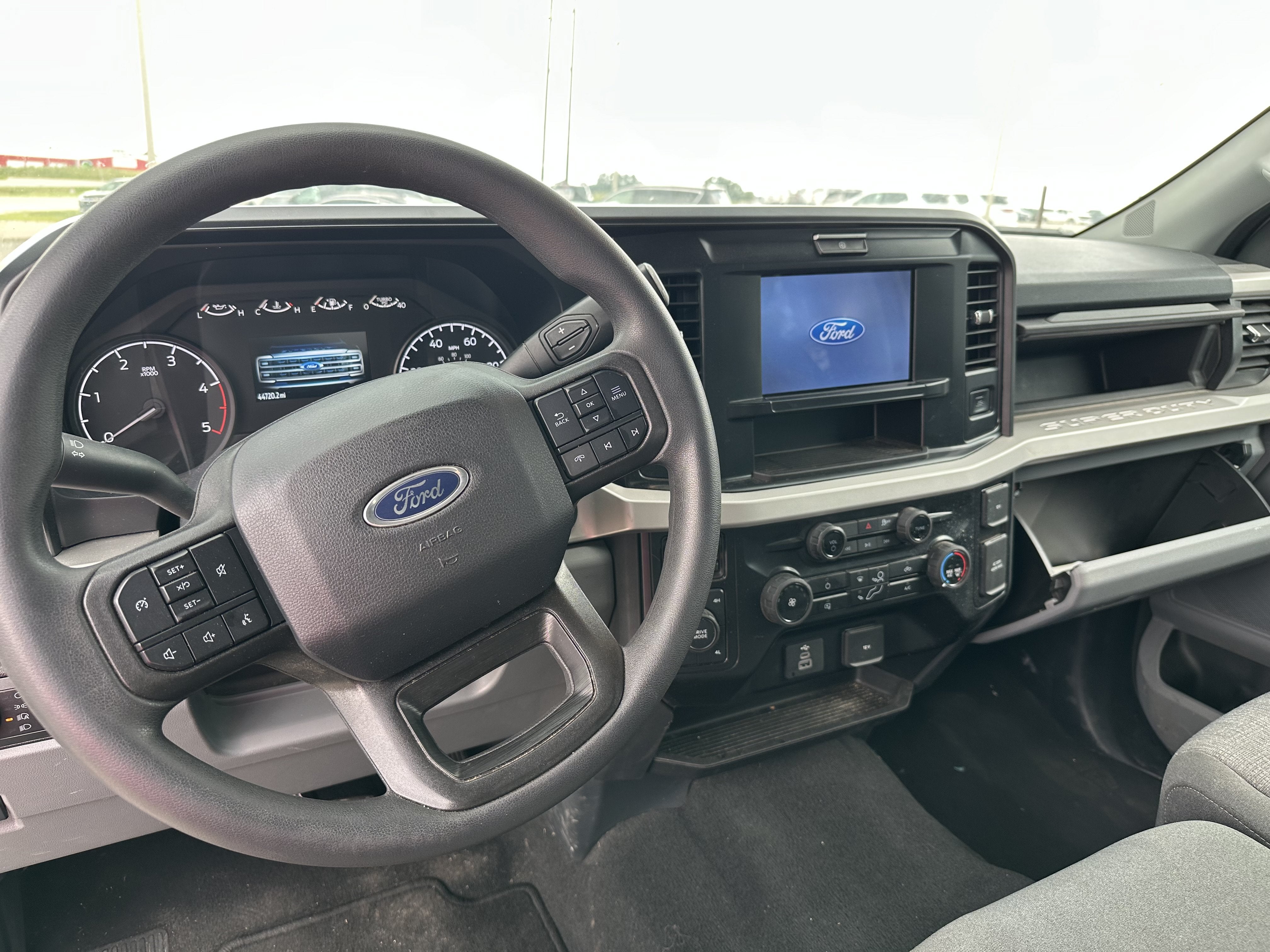 2025 Ford Super Duty F-250 SRW XL