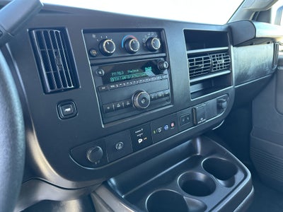 2024 Chevrolet Express Passenger 2500 1LT