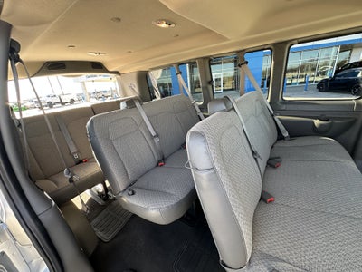 2024 Chevrolet Express Passenger 2500 1LT