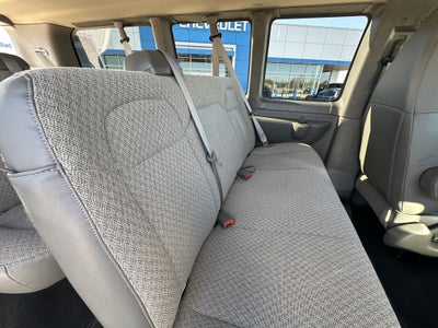 2024 Chevrolet Express Passenger 2500 1LT
