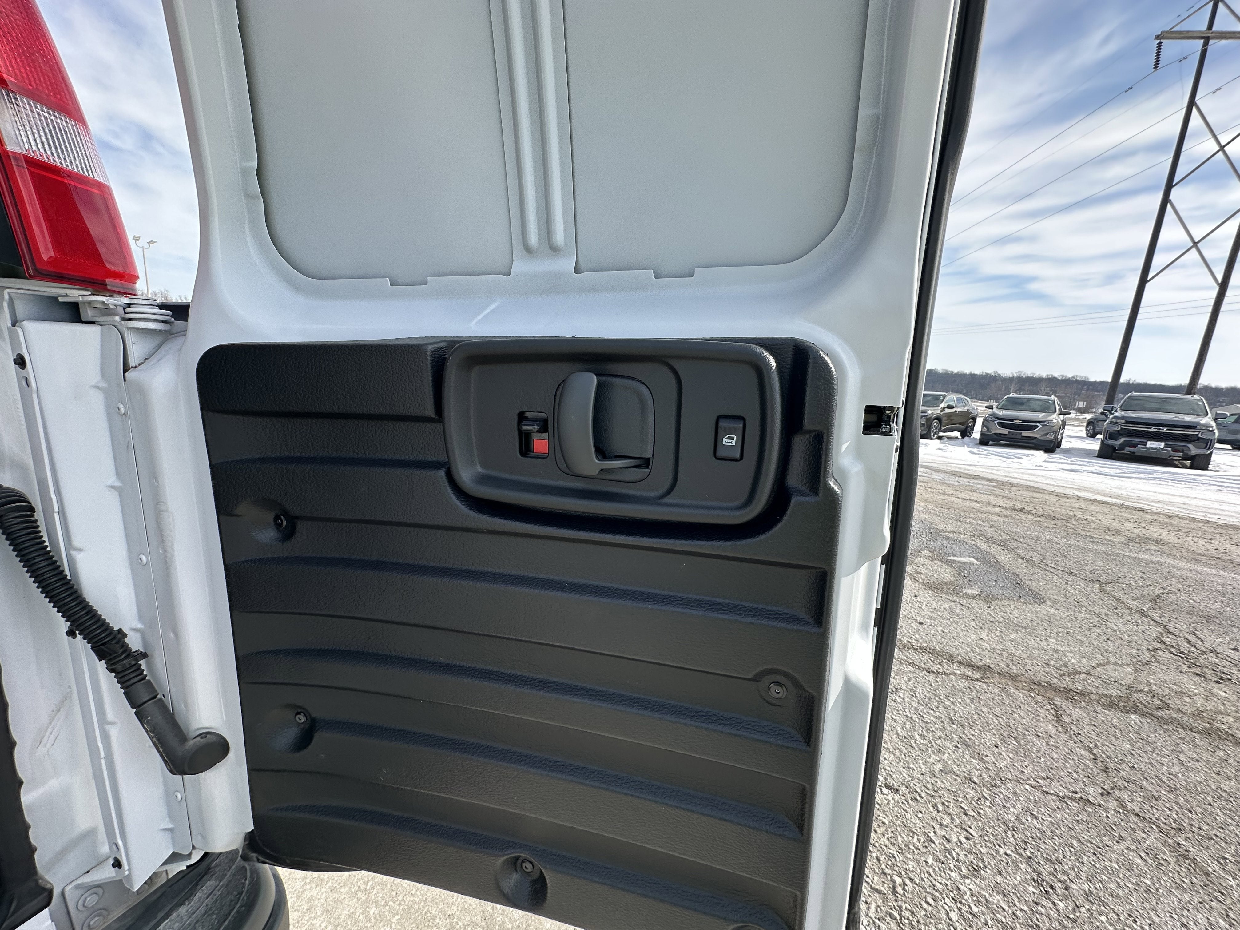 2025 Chevrolet Express Cargo WT