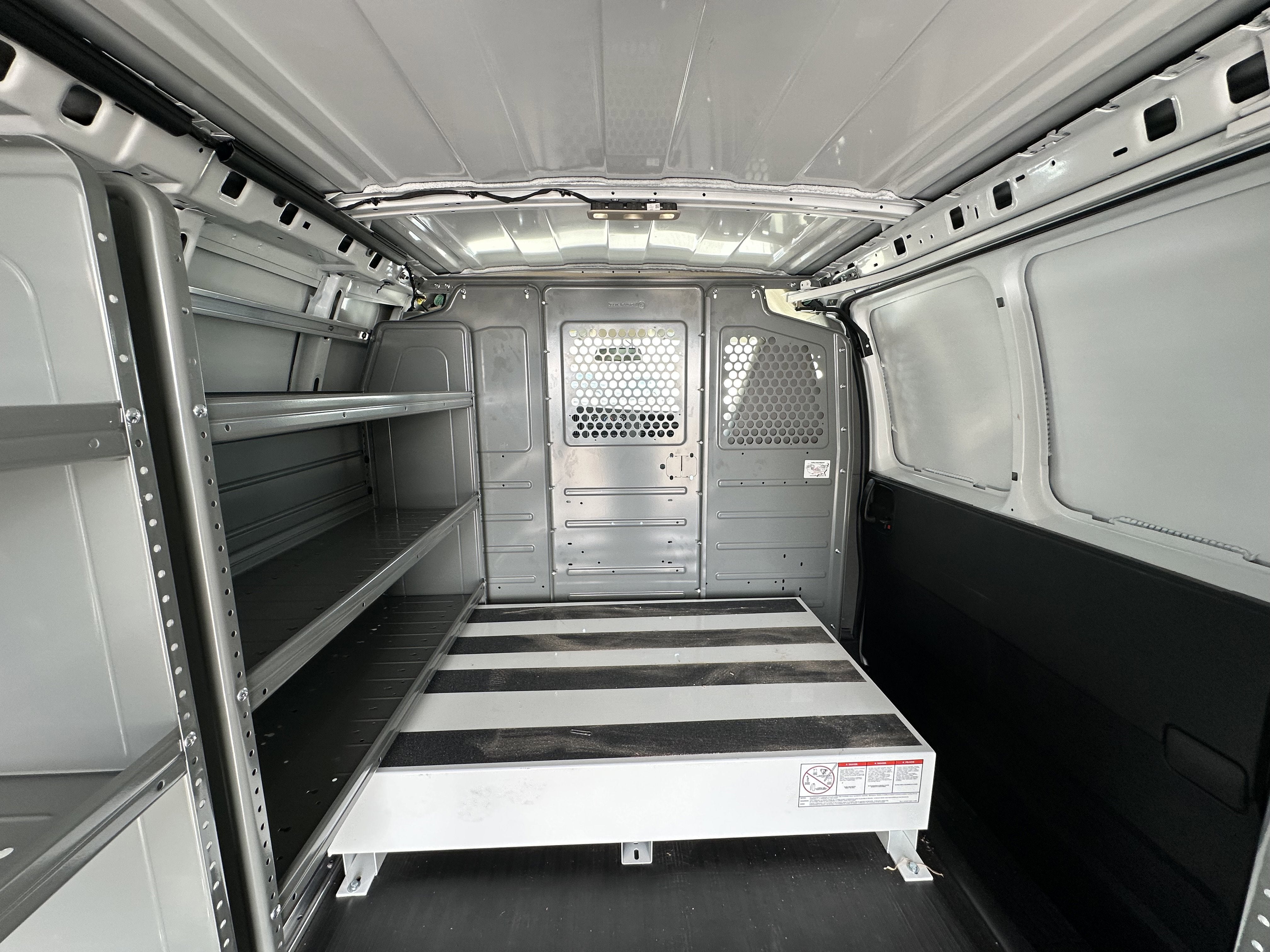 2025 Chevrolet Express Cargo WT