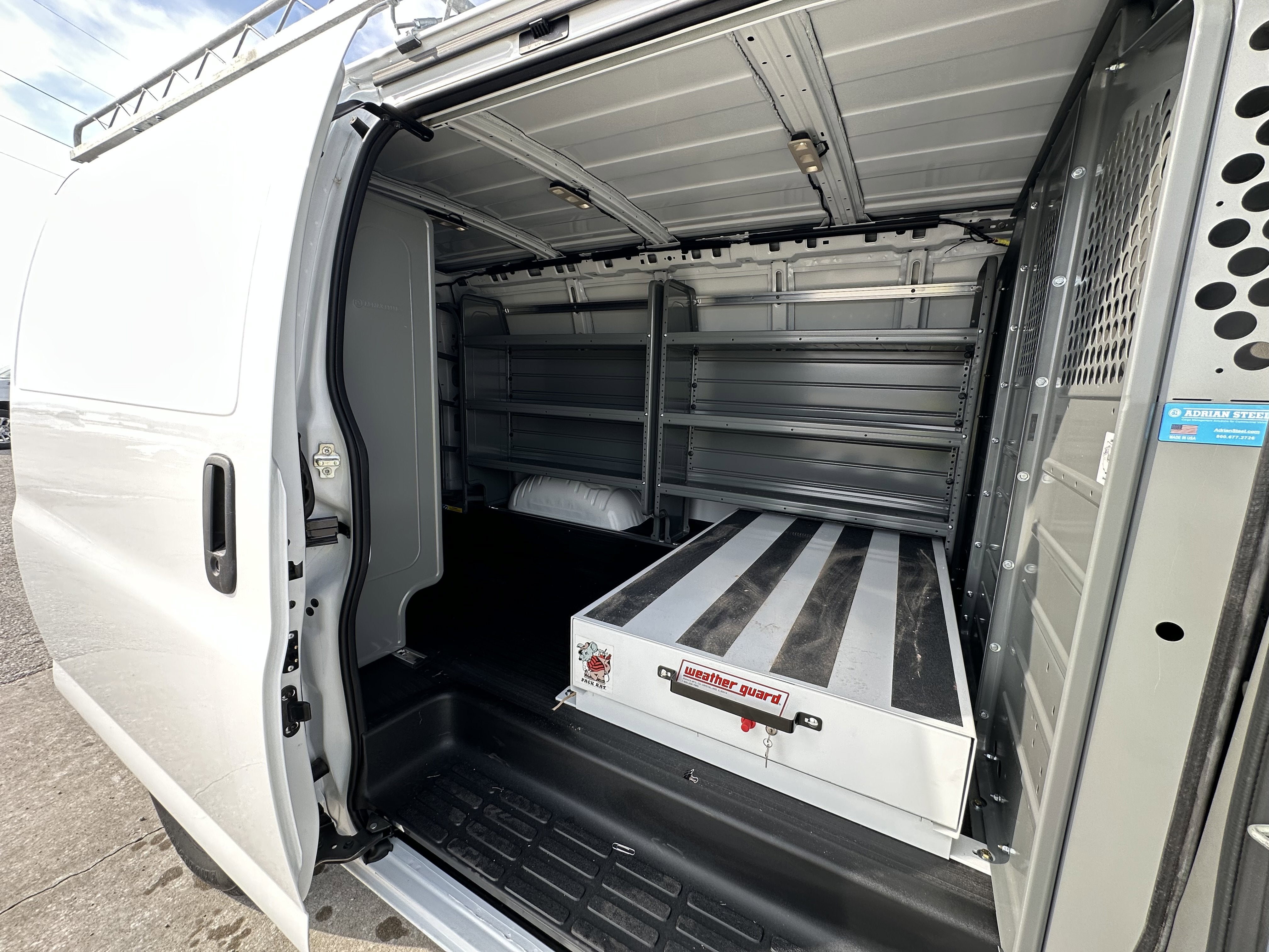 2025 Chevrolet Express Cargo WT