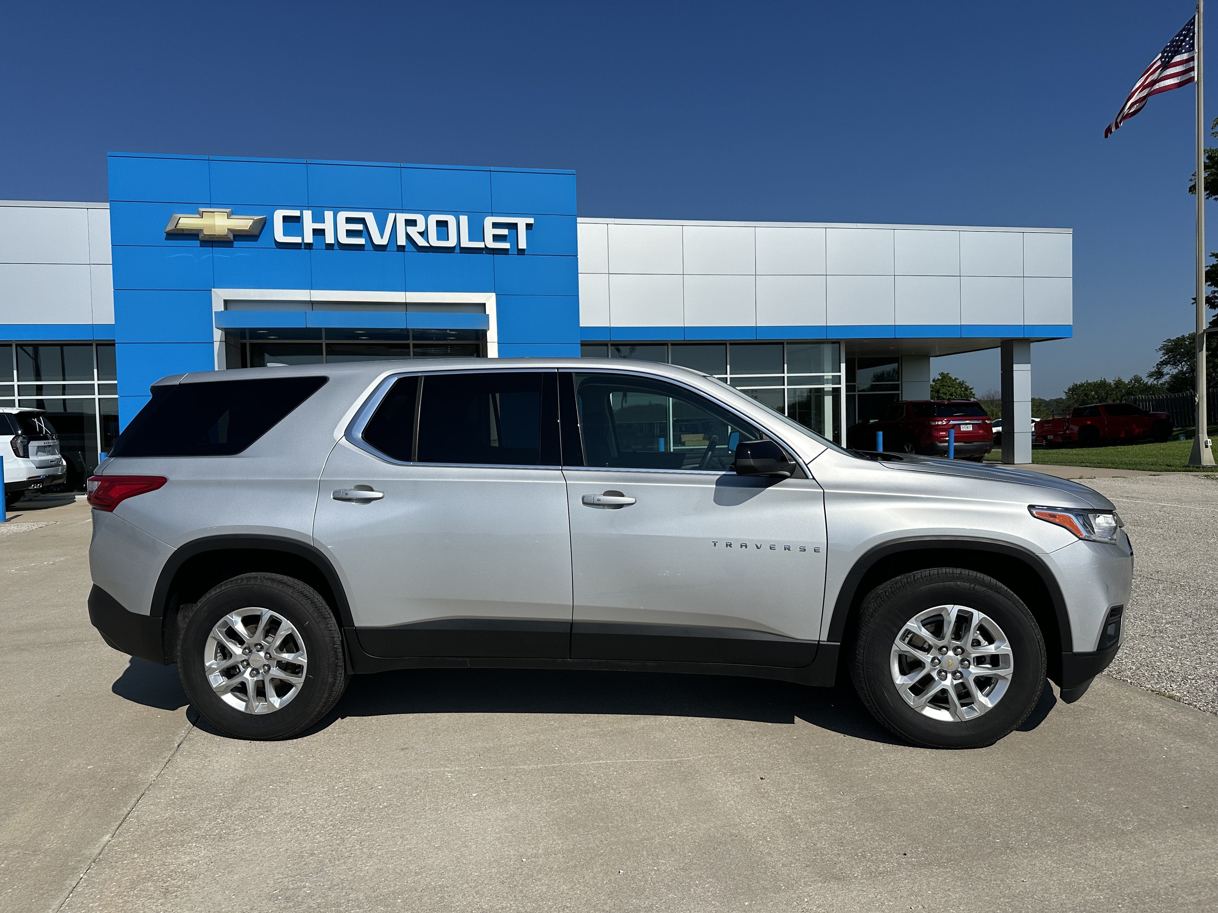 2021 Chevrolet Traverse LS