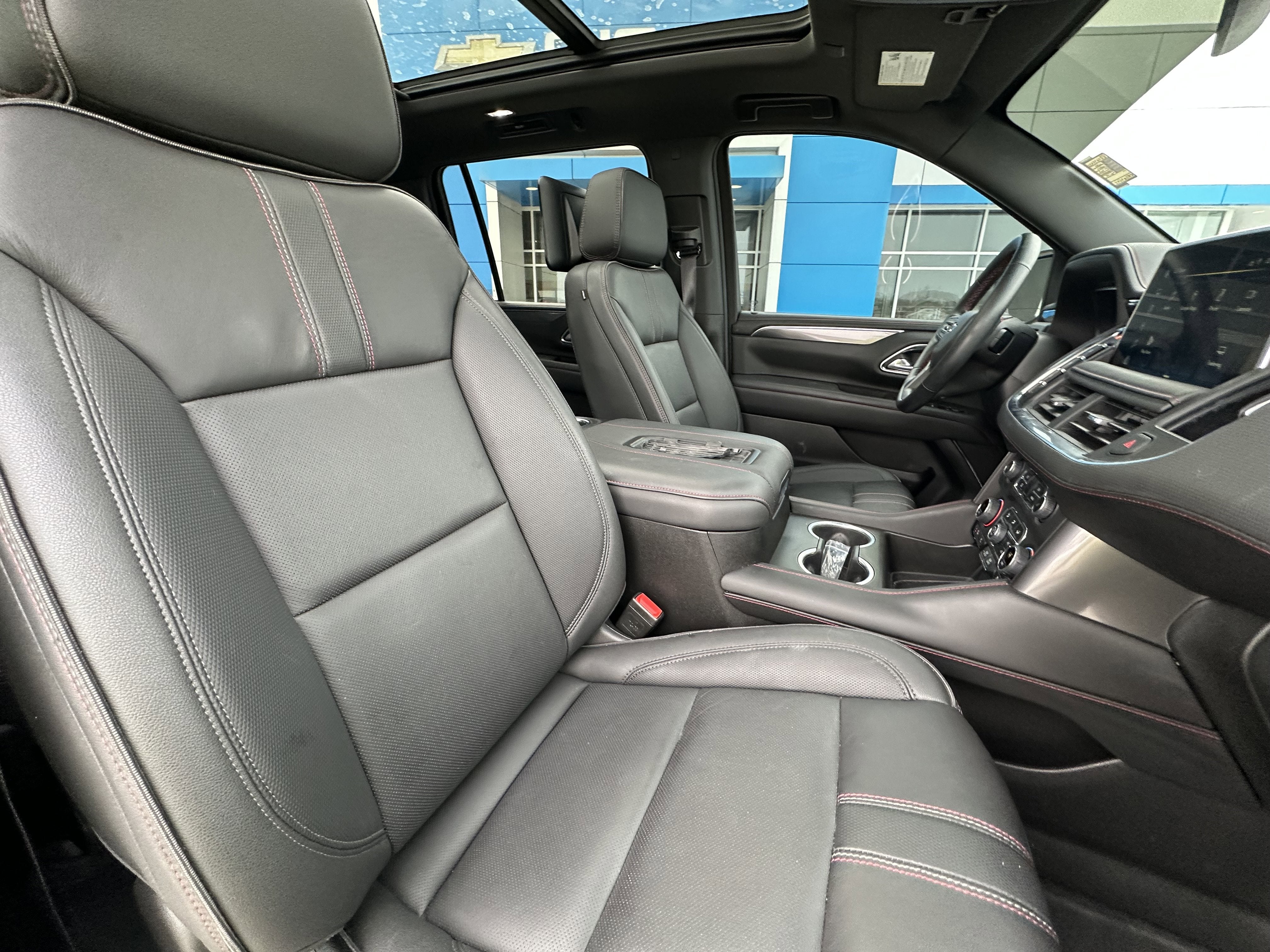 2024 Chevrolet Suburban RST