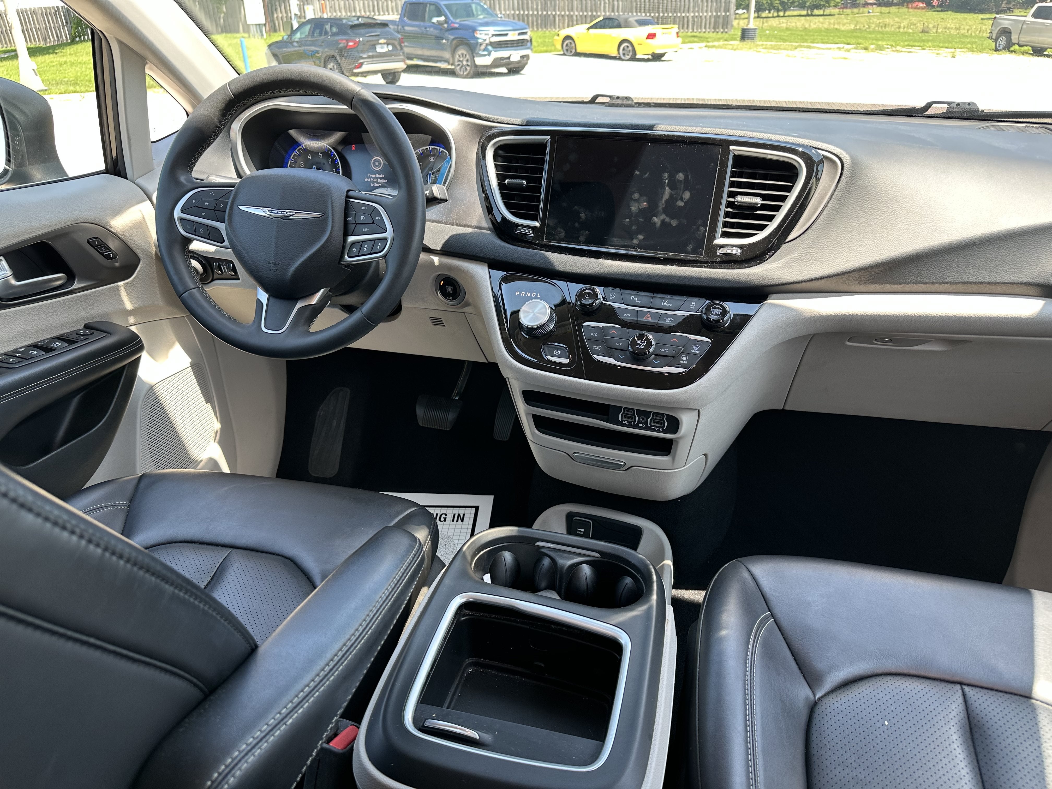 2023 Chrysler Pacifica Touring L