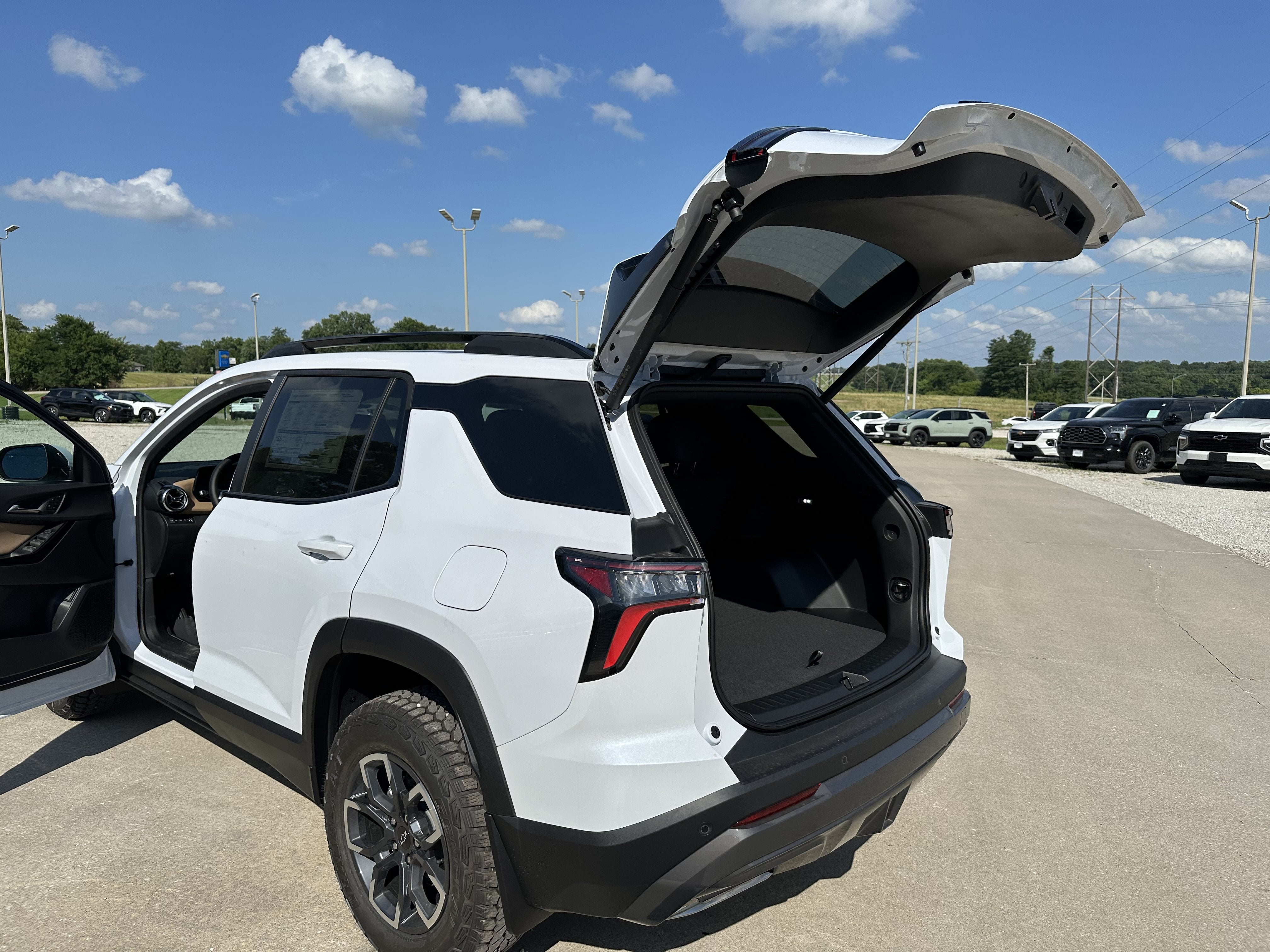 2027 Chevrolet Equinox AWD ACTIV