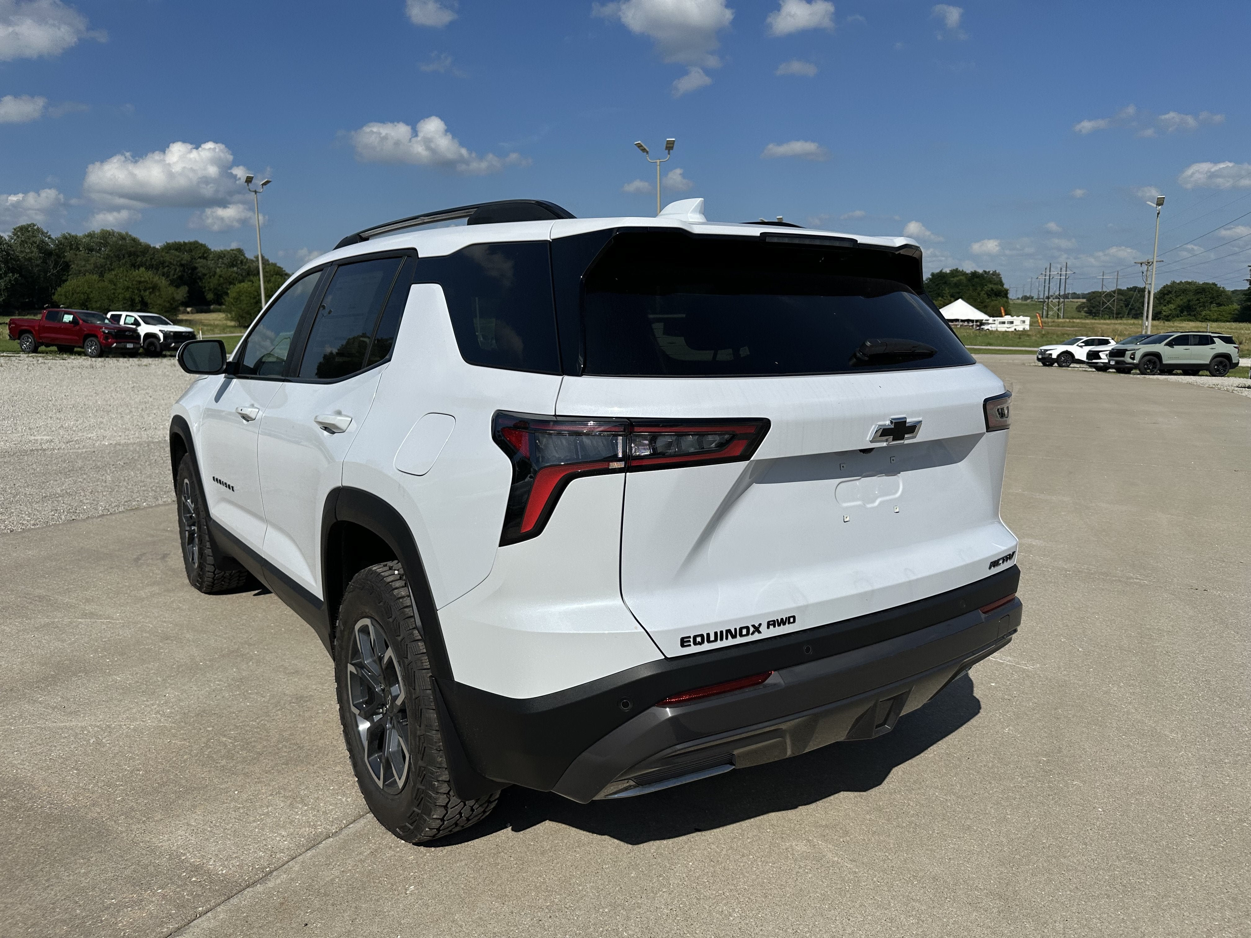 2027 Chevrolet Equinox AWD ACTIV