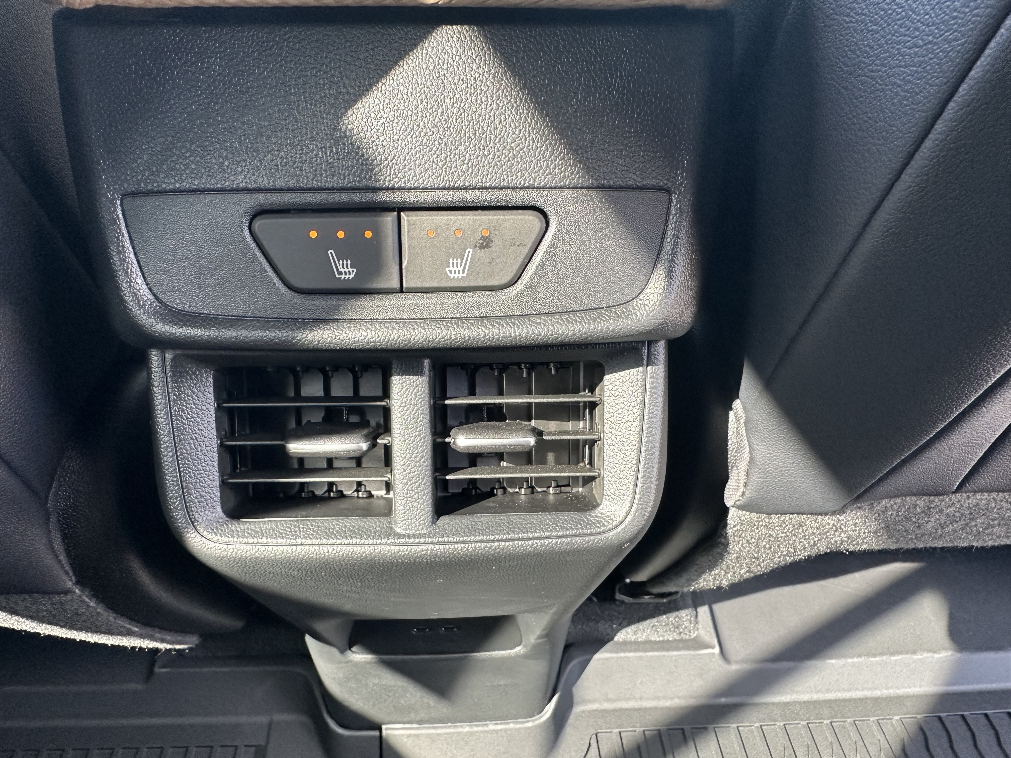 2027 Chevrolet Equinox AWD ACTIV