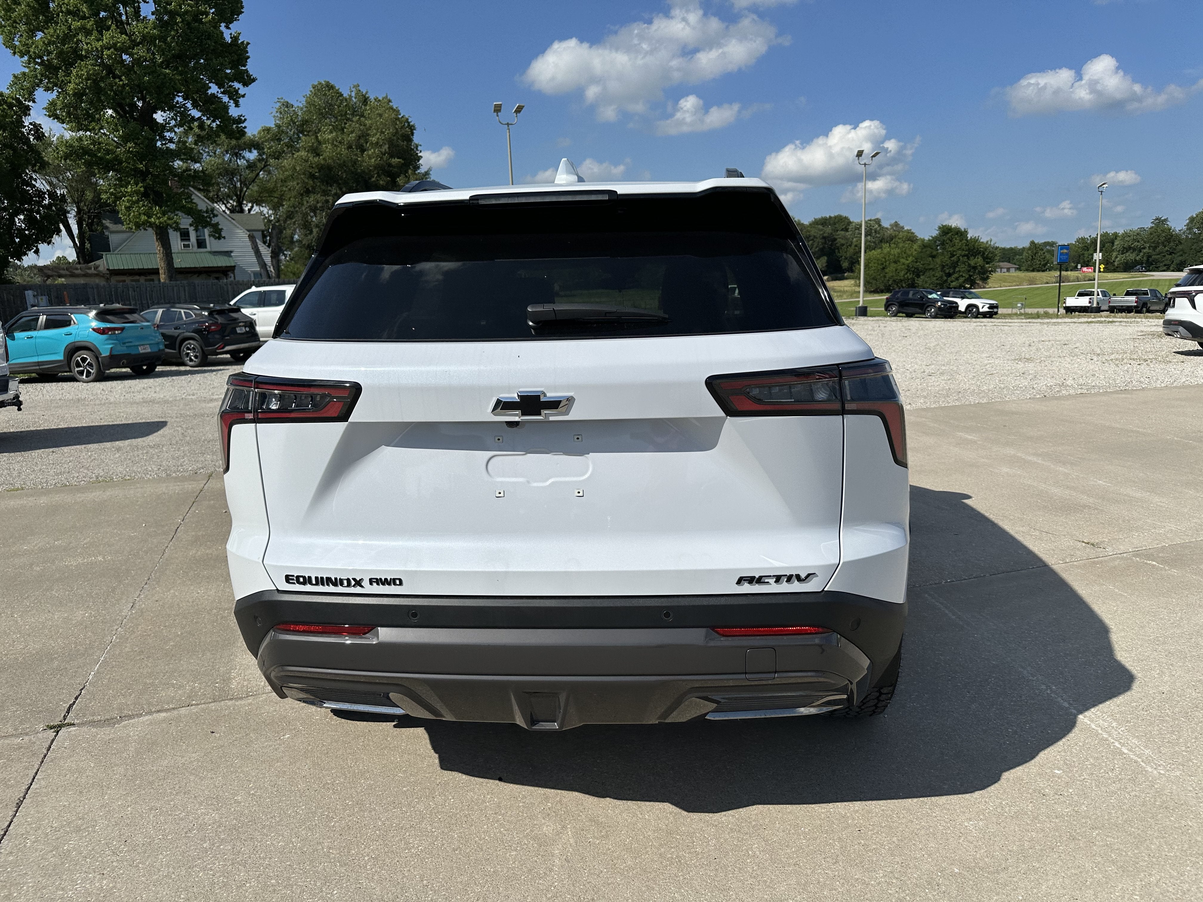 2027 Chevrolet Equinox AWD ACTIV