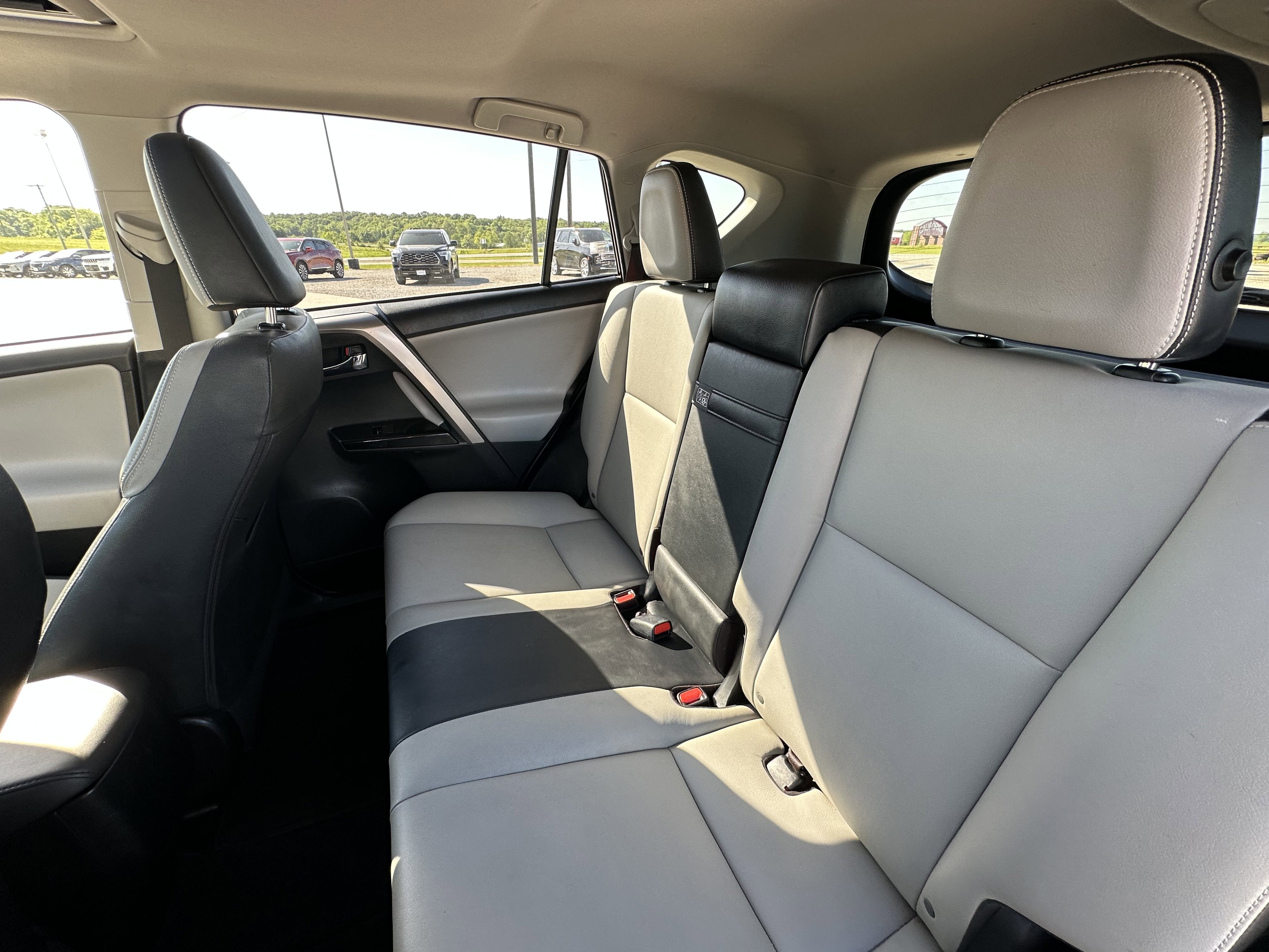 2017 Toyota RAV4 Hybrid Limited