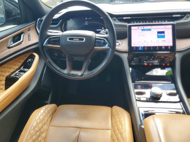 2022 Jeep Grand Cherokee Summit