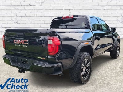 2024 GMC Canyon AT4