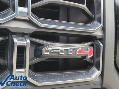 2024 GMC Canyon AT4