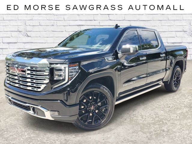 2023 GMC Sierra 4WD Crew Cab Short Box Denali's photo