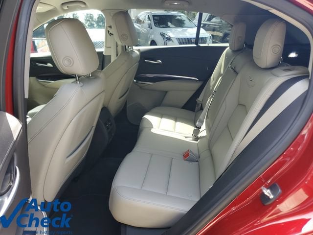 2023 Cadillac XT4 Luxury