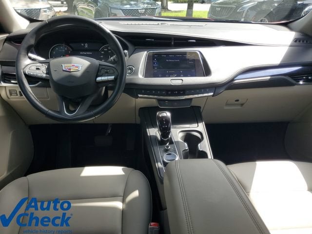 2023 Cadillac XT4 Luxury