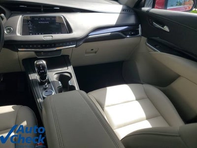 2023 Cadillac XT4 Luxury
