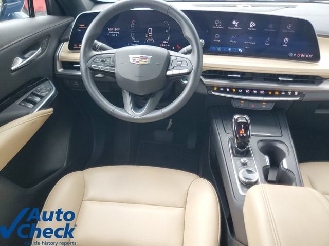 2024 Cadillac XT4 Luxury