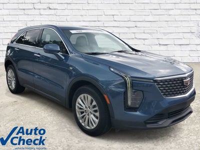 2024 Cadillac XT4 Luxury