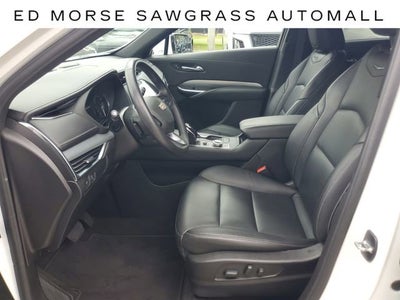 2022 Cadillac XT4 Premium Luxury