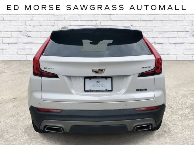 2022 Cadillac XT4 Premium Luxury