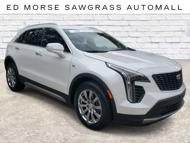 2022 Cadillac XT4 Premium Luxury