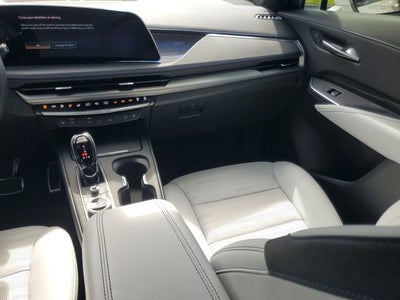 2025 Cadillac XT4 Sport