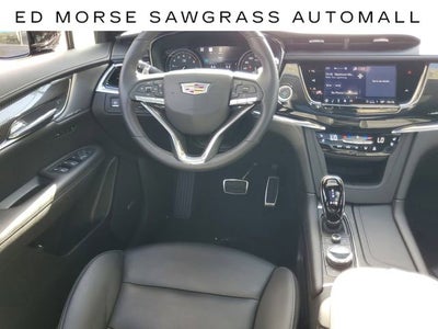 2023 Cadillac XT6 Sport