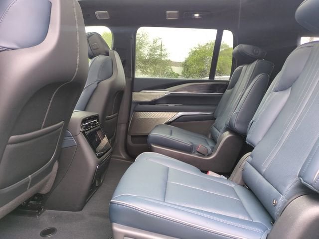 2026 Cadillac ESCALADE IQL Premium Luxury