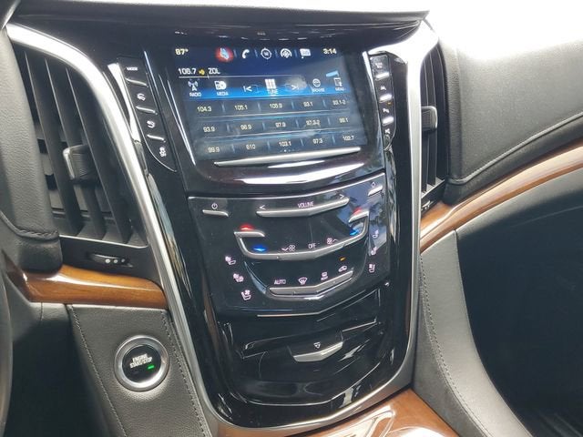 2020 Cadillac Escalade Luxury