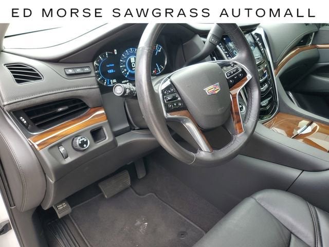 2020 Cadillac Escalade Luxury