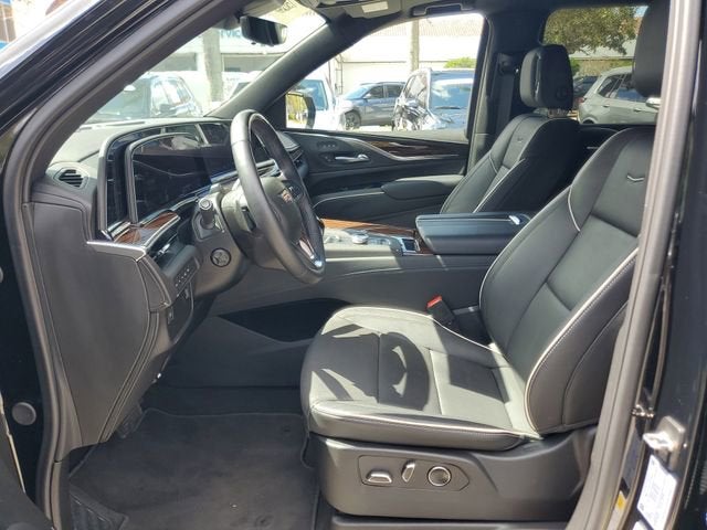 2024 Cadillac Escalade ESV Premium Luxury