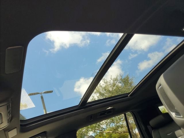 2024 Cadillac Escalade ESV Premium Luxury