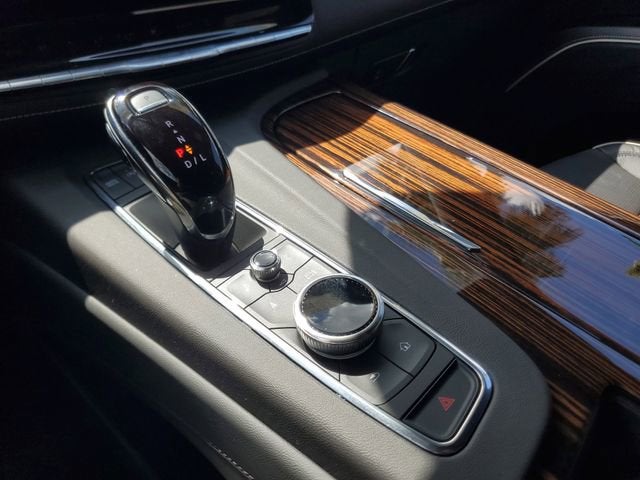 2024 Cadillac Escalade ESV Premium Luxury