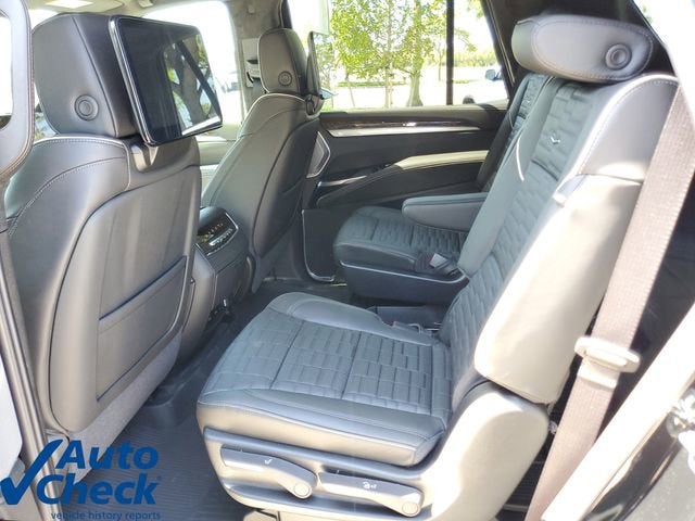 2026 Cadillac Escalade Platinum Sport